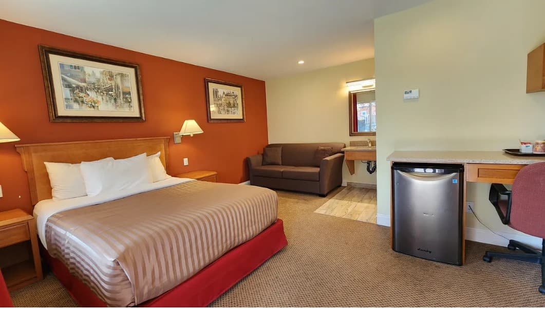 Sahara Courtyard Inn