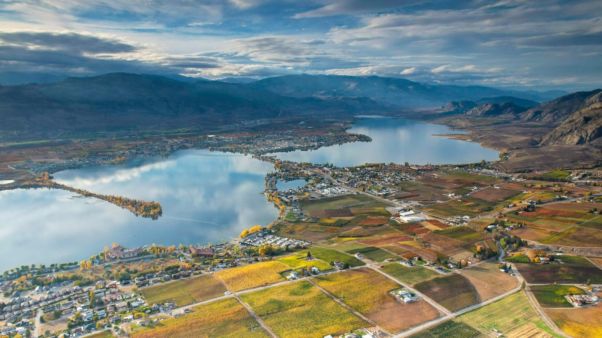 Enter to Win a Fall Getaway to Osoyoos BC!