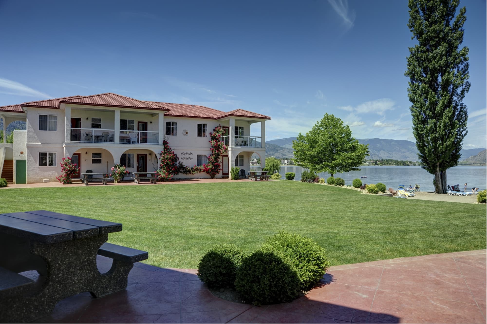 Sandy Beach Suites